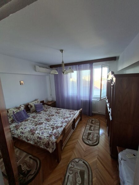 Vatra Luminoasa, Ion Coravu,